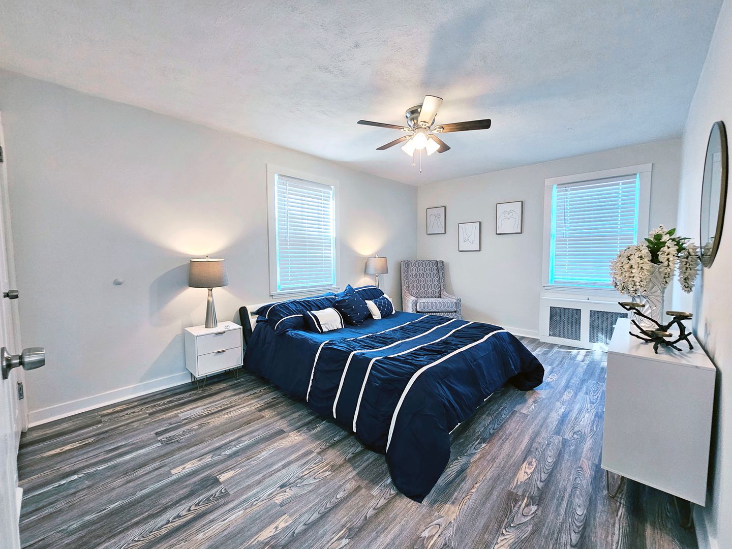 bedroom image 2